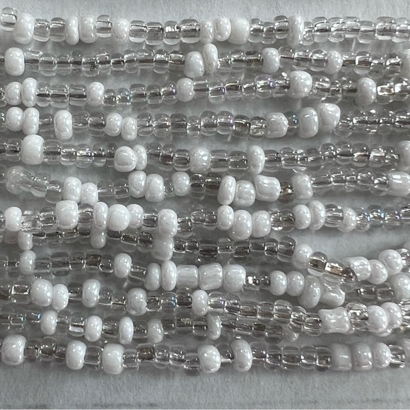 Tribal Art Glass Bead Bracelet - Picture 4 of 4